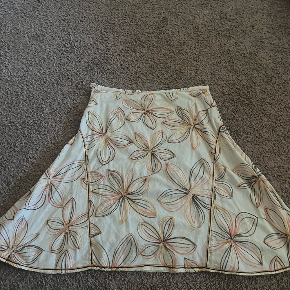 Studio M Floral A-Line Skirt - Cream and Black